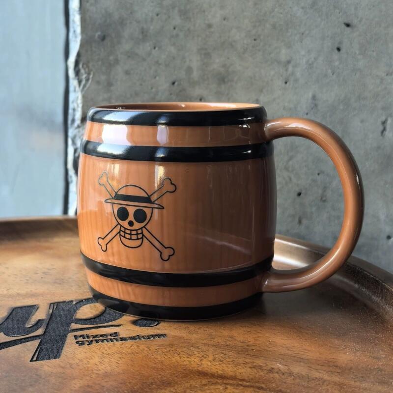 Coffee Y Tea - One Piece Keramikbecher Strohhut-Eimer-Becher Cartoon-Kaffeetasse Niedlicher