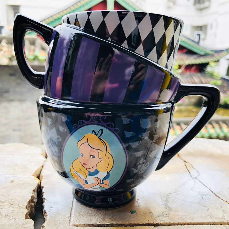 Alice im Wunderland Cartoon-St – Coffee Y Tea Bewertung und Preis
